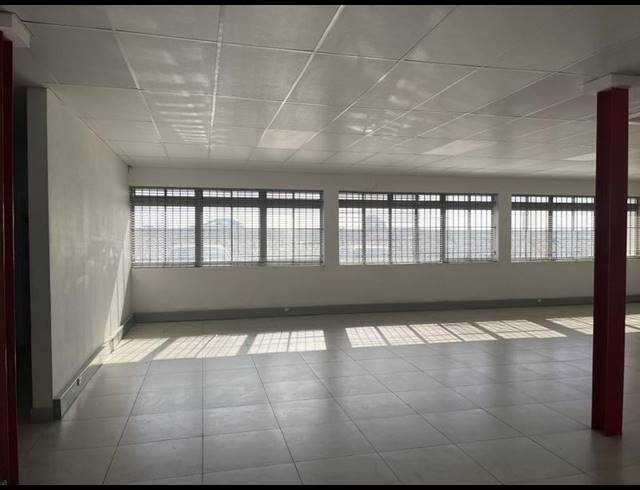 INDUSTRIAL PROPERTY TO RENT IN PAARDEN EILAND